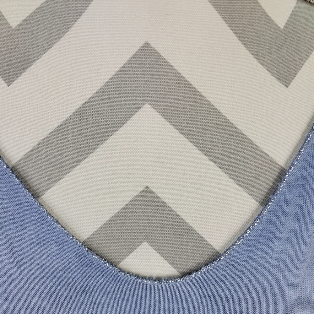 Made in Italy ART 8418 AF Chambray Knit Top Silver Metallic Accents Size L/XL - Picture 2 of 11